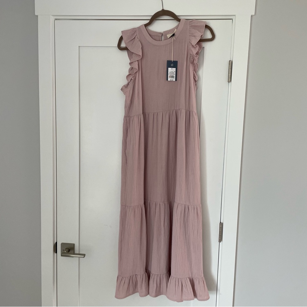 Universal Thread Rose maxi dress, medium